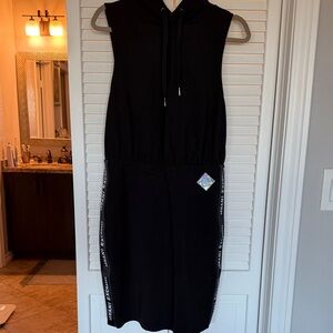 Black Sleeveless Hoodie Dress